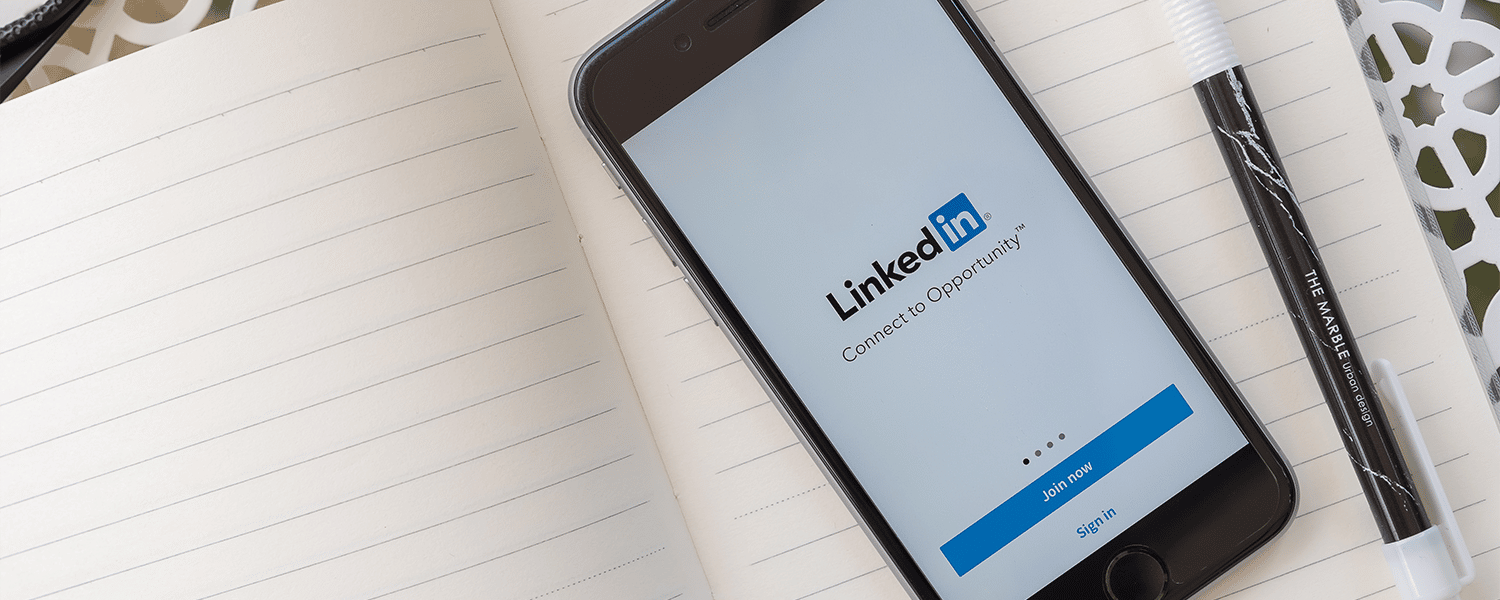 LinkedIn Blogging | How to Use LinkedIn Blogs | LinkedIn on Phone